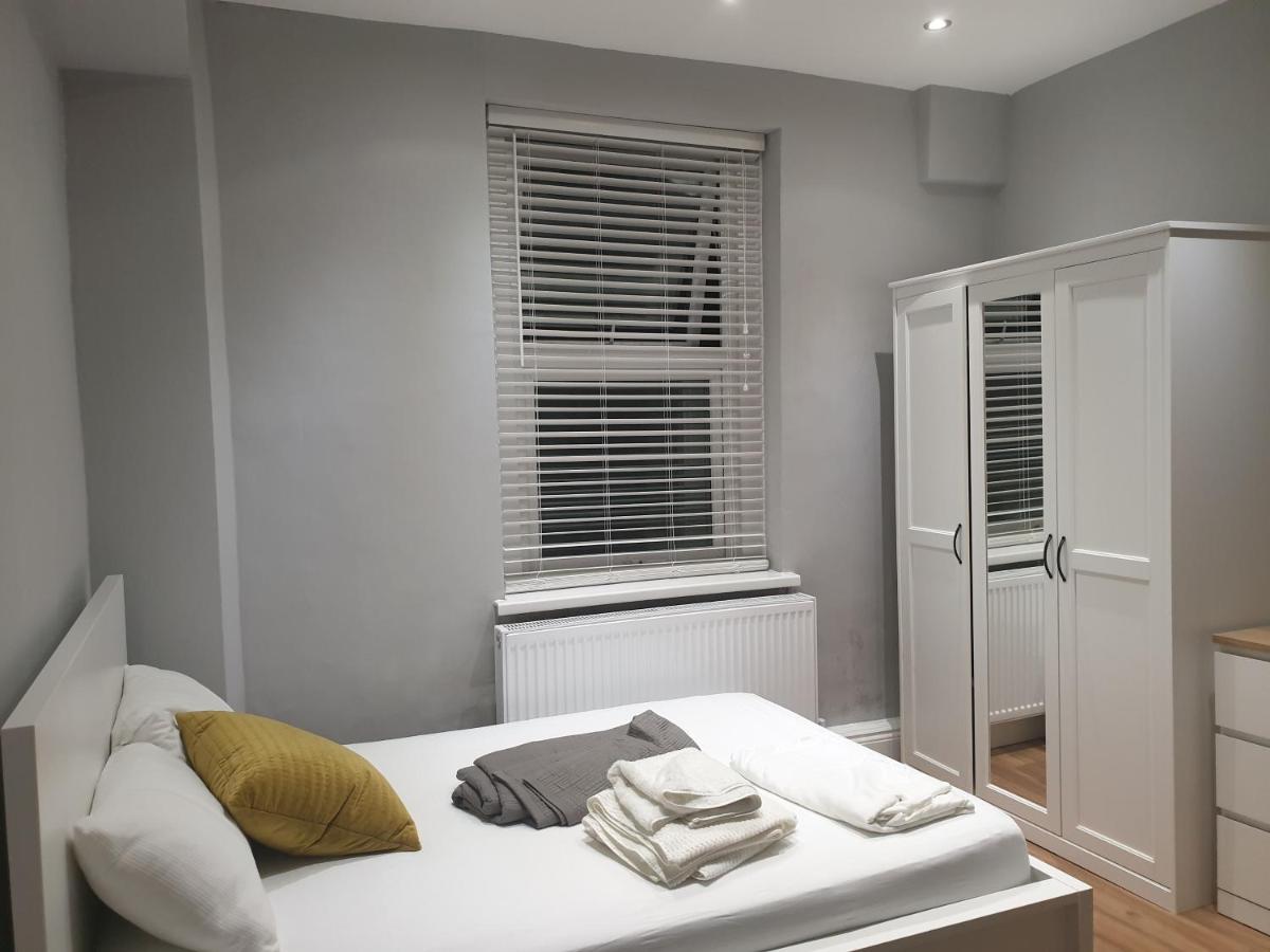 Lovely 1 Bedroom Flat High Barnet 3 Mins Away المظهر الخارجي الصورة